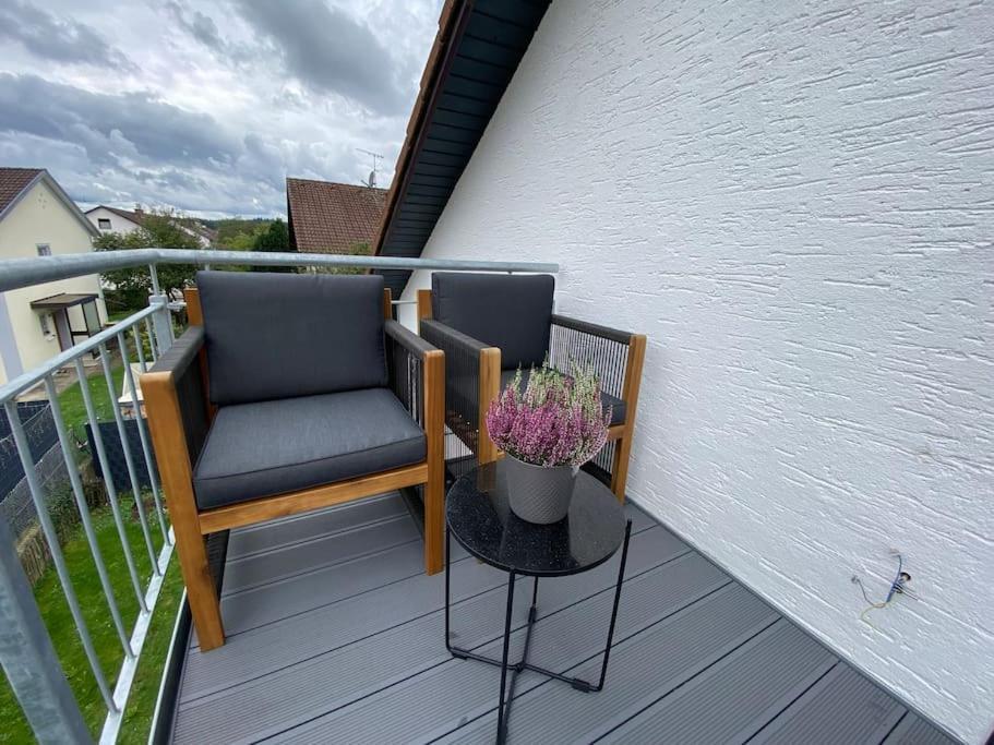 Charmantes Apartment Mit Balkon Миндельхайм Экстерьер фото